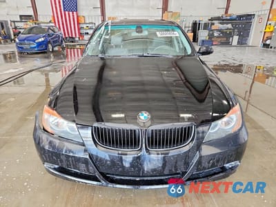 Piąte zdjęcie samochodu w środku: 2008 BMW 328 I VIN:WBAVA37538NL49915 - miniatura