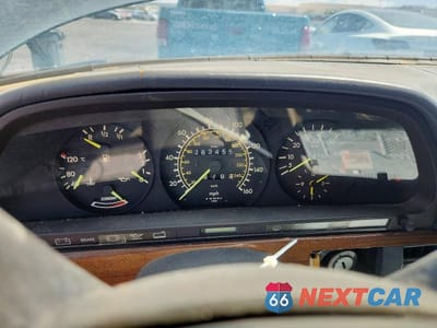 Zdjęcie 9 z 12 samochodu: 1986 MERCEDES-BENZ 420 SEL VIN:WDBCA35D7GA210198 - miniatura