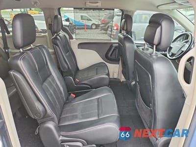 Zdjęcie 11 z 13 samochodu: 2013 CHRYSLER TOWN & COUNTRY TOURING L VIN:2C4RC1CG4DR569751 - miniatura