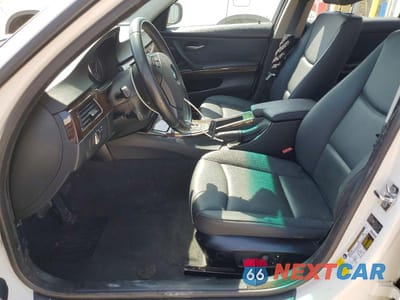 Zdjęcie 7 z 12 samochodu: 2009 BMW 328 XI SULEV VIN:WBAPK535X9A512804 - miniatura