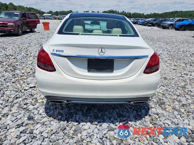Zdjęcie 6 z 12 samochodu: 2018 MERCEDES-BENZ C 300 VIN:WDDWF4JB3JR330833 - miniatura