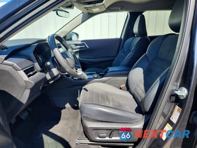 Zdjęcie 7 z 14 samochodu: 2025 MITSUBISHI OUTLANDER SE VIN:JA4J3VA87SZ018663 - miniatura