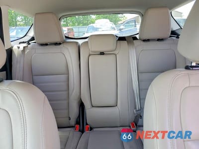 Zdjęcie 10 z 14 samochodu: 2017 FORD ESCAPE TITANIUM VIN:1FMCU9JD1HUC21081 - miniatura
