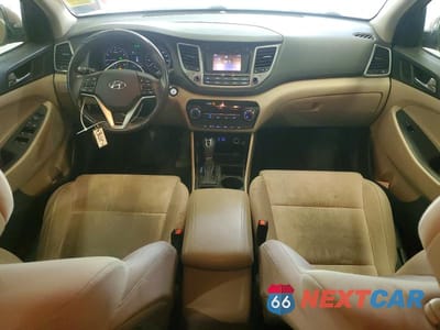 Zdjęcie 8 z 13 samochodu: 2016 HYUNDAI TUCSON VIN:KM8J3CA25GU111008 - miniatura