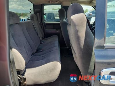 Zdjęcie 10 z 12 samochodu: 2006 CHEVROLET SILVERADO K1500 VIN:1GCEK19V26Z264748 - miniatura