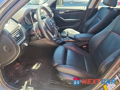 Zdjęcie 7 z 12 samochodu: 2015 BMW X1 XDRIVE35I VIN:WBAVM5C50FVV94872 - miniatura