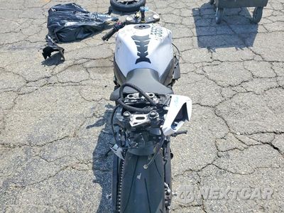 Zdjęcie 6 z 10 samochodu: 2020 SUZUKI GSX-R750 VIN:JS1GR7MA9L7100944 - miniatura