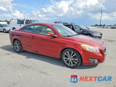 Czwarte zdjęcie samochodu z boku: 2012 VOLVO C70 T5 VIN:YV1672MC5CJ123629 - miniatura