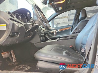 Zdjęcie 7 z 12 samochodu: 2013 MERCEDES-BENZ C 300 4MATIC VIN:WDDGF8AB7DR256767 - miniatura