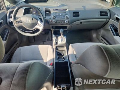 Zdjęcie 8 z 13 samochodu: 2008 HONDA CIVIC EX VIN:2HGFA16848H351724 - miniatura