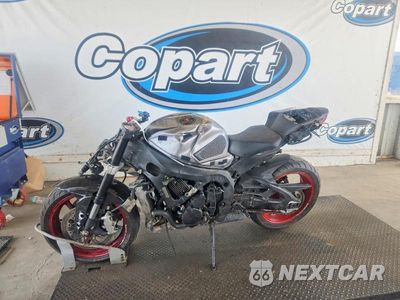 Trzecie zdjęcie samochodu z tyłu: 2018 SUZUKI GSX-R600 VIN:JS1GN7FA9J2100591 - miniatura