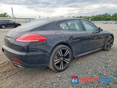 Trzecie zdjęcie samochodu z tyłu: 2014 PORSCHE PANAMERA S VIN:WP0AB2A76EL055550 - miniatura