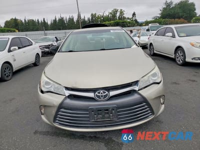 Piąte zdjęcie samochodu w środku: 2015 TOYOTA CAMRY LE VIN:4T4BF1FK5FR503113 - miniatura