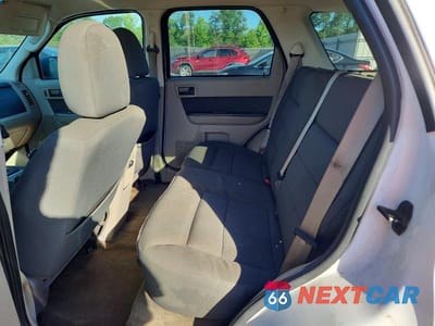 Zdjęcie 10 z 12 samochodu: 2009 FORD ESCAPE XLT VIN:1FMCU03G49KC39221 - miniatura
