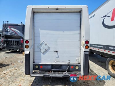 Zdjęcie 6 z 13 samochodu: 2015 ISUZU NPR VIN:JALB4T171F7W00213 - miniatura