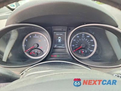 Zdjęcie 9 z 13 samochodu: 2014 HYUNDAI SANTA FE SPORT VIN:5XYZTDLB8EG197844 - miniatura