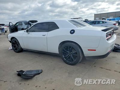 Drugie zdjęcie samochodu z przodu: 2018 DODGE CHALLENGER SXT VIN:2C3CDZAG8JH152868 - miniatura