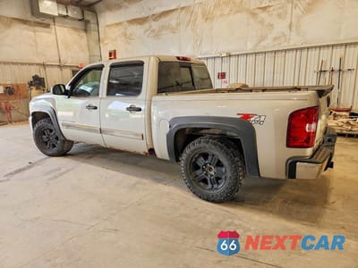 Drugie zdjęcie samochodu z przodu: 2008 CHEVROLET SILVERADO K1500 VIN:3GCEK13388G253554 - miniatura