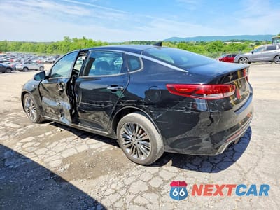 Drugie zdjęcie samochodu z przodu: 2017 KIA OPTIMA SXL VIN:5XXGV4L24HG157898 - miniatura