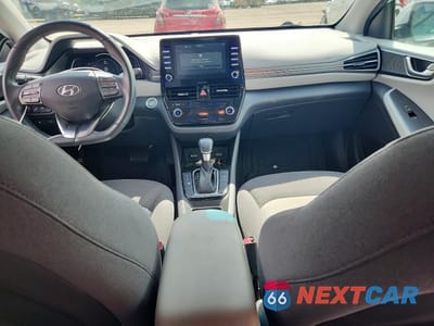 Zdjęcie 8 z 12 samochodu: 2020 HYUNDAI IONIQ SE VIN:KMHC75LCXLU201988 - miniatura