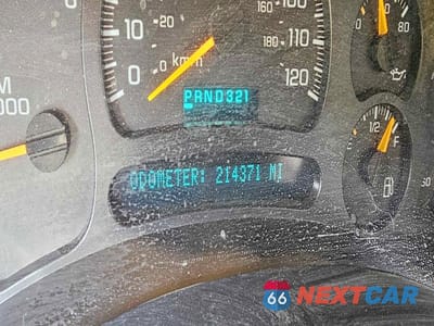 Zdjęcie 8 z 10 samochodu: 2004 CHEVROLET AVALANCHE K2500 VIN:3GNGK22GX4G149832 - miniatura