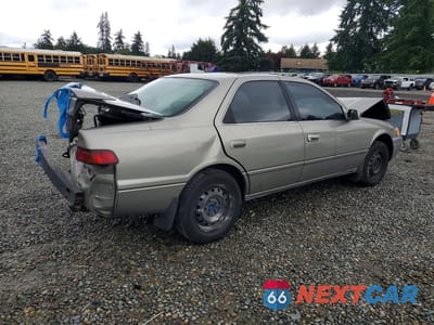 Trzecie zdjęcie samochodu z tyłu: 1998 TOYOTA CAMRY LE VIN:JT2BG22K2W0130989 - miniatura