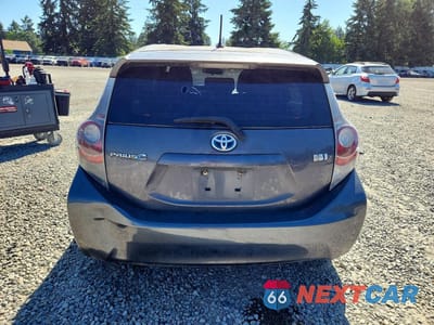 Zdjęcie 6 z 12 samochodu: 2014 TOYOTA PRIUS C TWO VIN:JTDKDTB38E1073334 - miniatura