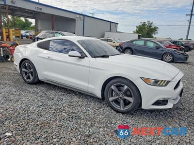 Czwarte zdjęcie samochodu z boku: 2015 FORD MUSTANG VIN:1FA6P8THXF5321485 - miniatura