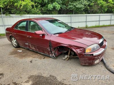 Czwarte zdjęcie samochodu z boku: 2000 LINCOLN LS VIN:1LNHM86S0YY855739 - miniatura