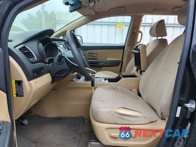 Zdjęcie 7 z 13 samochodu: 2017 KIA SEDONA LX VIN:KNDMB5C10H6225900 - miniatura