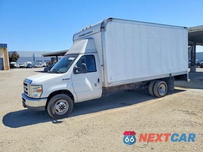 2010 FORD ECONOLINE E450 SUPER DUTY CUTAWAY VAN 1FDWE4FP4ADA01889 - główne zdjęcie licytacji z USA - miniatura