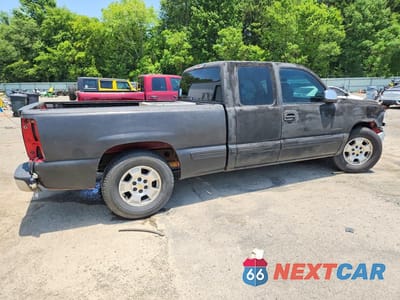 Trzecie zdjęcie samochodu z tyłu: 2002 CHEVROLET SILVERADO C1500 VIN:2GCEC19V521142031 - miniatura