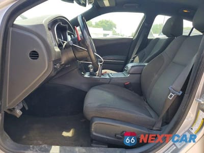 Zdjęcie 7 z 12 samochodu: 2015 DODGE CHARGER SXT VIN:2C3CDXJG1FH820120 - miniatura