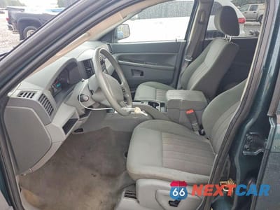 Zdjęcie 7 z 12 samochodu: 2005 JEEP GRAND CHEROKEE LAREDO VIN:1J4GS48K05C633152 - miniatura