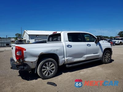 Trzecie zdjęcie samochodu z tyłu: 2016 TOYOTA TUNDRA CREWMAX LIMITED VIN:5TFHW5F18GX535271 - miniatura