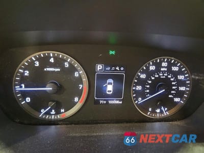 Zdjęcie 9 z 12 samochodu: 2015 HYUNDAI SONATA SPORT VIN:5NPE34AF1FH102894 - miniatura