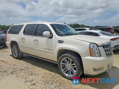 Czwarte zdjęcie samochodu z boku: 2013 CADILLAC ESCALADE ESV PLATINUM VIN:1GYS3KEF5DR225406 - miniatura