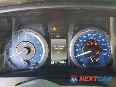 Zdjęcie 9 z 13 samochodu: 2016 TOYOTA SIENNA XLE 8-PASSENGER VIN:5TDYK3DC1GS749397 - miniatura