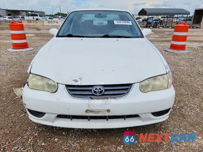 Piąte zdjęcie samochodu w środku: 2001 TOYOTA COROLLA LE VIN:1NXBR12E31Z462930 - miniatura