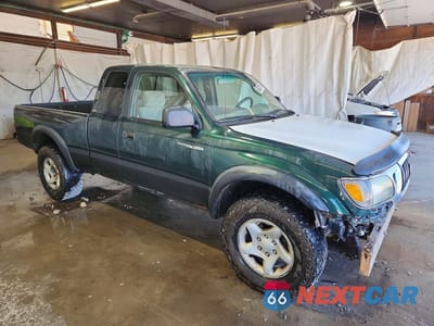 Czwarte zdjęcie samochodu z boku: 2003 TOYOTA TACOMA XTRACAB VIN:5TEWM72N73Z154497 - miniatura