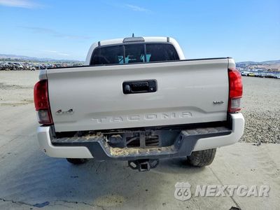 Zdjęcie 6 z 13 samochodu: 2019 TOYOTA TACOMA SR V6 VIN:3TMCZ5AN2KM197165 - miniatura