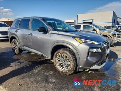 Czwarte zdjęcie samochodu z boku: 2023 NISSAN ROGUE S VIN:5N1BT3AA8PC848401 - miniatura