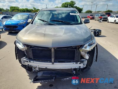 Piąte zdjęcie samochodu w środku: 2019 CHEVROLET TRAVERSE LT VIN:1GNERGKW8KJ209450 - miniatura