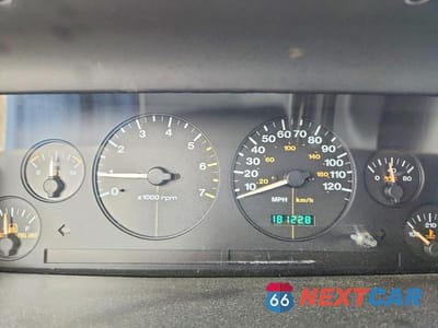 Zdjęcie 9 z 13 samochodu: 1998 JEEP GRAND CHEROKEE LAREDO VIN:1J4GZ58SXWC372695 - miniatura