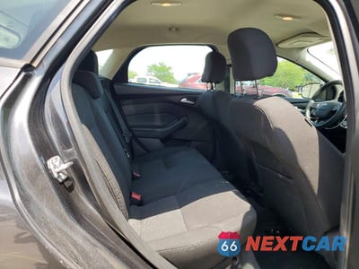 Zdjęcie 10 z 12 samochodu: 2016 FORD FOCUS SE VIN:1FADP3K27GL358773 - miniatura