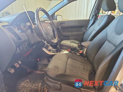 Zdjęcie 7 z 12 samochodu: 2009 FORD FOCUS SE VIN:1FAHP35N69W225561 - miniatura