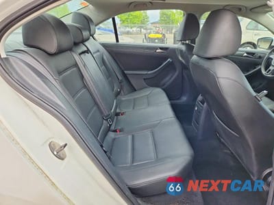 Zdjęcie 10 z 13 samochodu: 2011 VOLKSWAGEN JETTA SE VIN:3VWDZ7AJ8BM375154 - miniatura