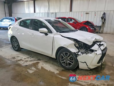Czwarte zdjęcie samochodu z boku: 2019 TOYOTA YARIS LE VIN:3MYDLBYV1KY524353 - miniatura