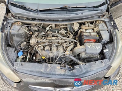 Zdjęcie 11 z 12 samochodu: 2012 HYUNDAI ACCENT GLS VIN:KMHCU4AE7CU084166 - miniatura