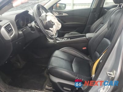 Zdjęcie 7 z 12 samochodu: 2017 MAZDA 3 TOURING VIN:3MZBN1V76HM127816 - miniatura